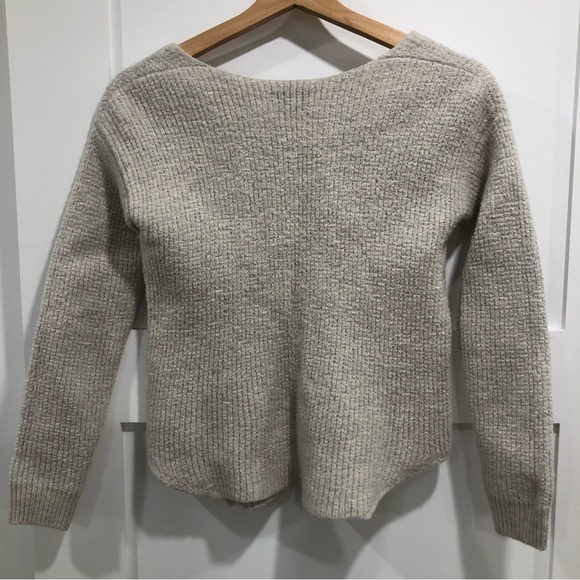 Wilfred v neck oatmeal color sweater with scalloped edging on bottom. XXS. - Picture 2 of 9